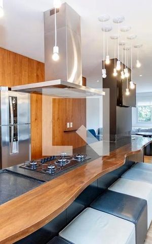 Apartamento à venda com 168m², 2 quartos e 3 vagas Apartamento à venda com 168m², 2 quartos e 3 vagasSalão de Festas
