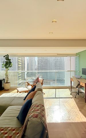 Apartamento à venda com 168m², 2 quartos e 3 vagas Apartamento à venda com 168m², 2 quartos e 3 vagasSala