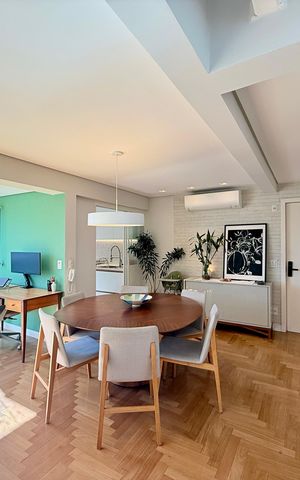 Apartamento à venda com 168m², 2 quartos e 3 vagas Apartamento à venda com 168m², 2 quartos e 3 vagasSala