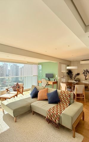 Apartamento à venda com 168m², 2 quartos e 3 vagas Apartamento à venda com 168m², 2 quartos e 3 vagasSala