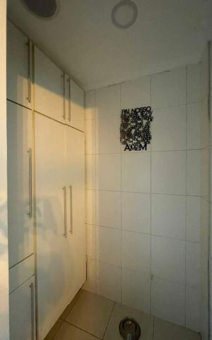 Apartamento para alugar com 170m², 3 quartos e 2 vagas Apartamento para alugar com 170m², 3 quartos e 2 vagasÁrea de serviço