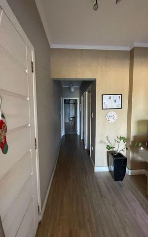 Apartamento para alugar com 170m², 3 quartos e 2 vagas Apartamento para alugar com 170m², 3 quartos e 2 vagasSala
