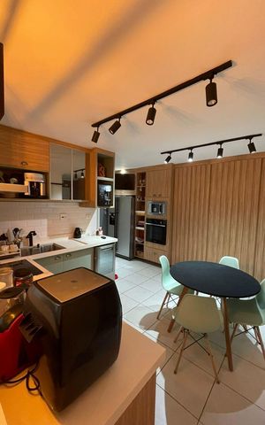Apartamento para alugar com 170m², 3 quartos e 2 vagas Apartamento para alugar com 170m², 3 quartos e 2 vagasCozinha