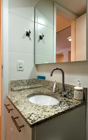 Apartamento à venda com 168m², 3 quartos e 1 vaga
