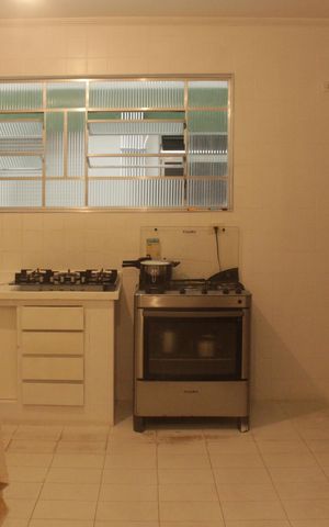 Apartamento para alugar com 230m², 3 quartos e 2 vagasCozinha e Área de Serviço