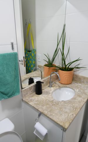 Apartamento à venda com 56m², 2 quartos e 1 vagaBanheiro Social