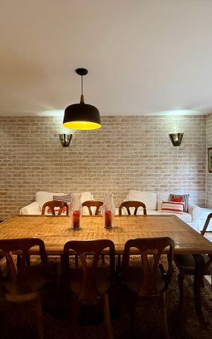Casa à venda com 330m², 3 quartos e 3 vagasSala