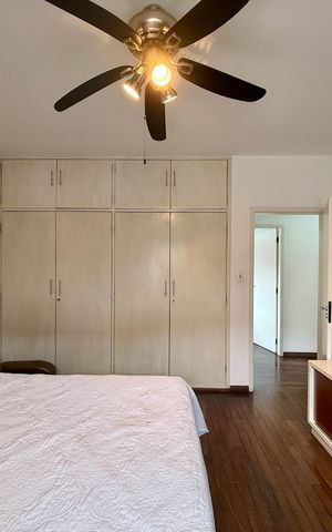 Casa à venda com 330m², 3 quartos e 3 vagasQuarto 3