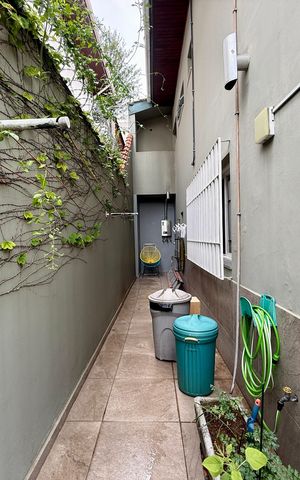Casa à venda com 330m², 3 quartos e 3 vagasQuintal