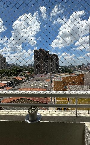 Apartamento à venda com 60m², 2 quartos e 1 vaga Apartamento à venda com 60m², 2 quartos e 1 vagaVaranda