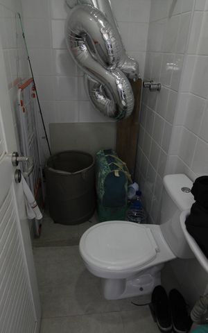 Apartamento à venda com 166m², 4 quartos e 3 vagasBanheiro de Serviço