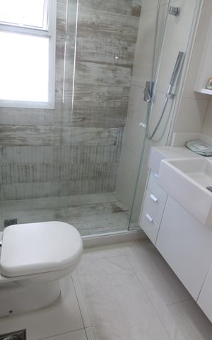 Apartamento à venda com 166m², 4 quartos e 3 vagasBanheiro da Suíte 2