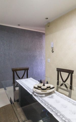 Casa à venda com 156m², 3 quartos e 4 vagas Casa à venda com 156m², 3 quartos e 4 vagasCopa
