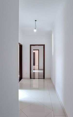 Apartamento para alugar com 248m², 3 quartos e 2 vagas Apartamento para alugar com 248m², 3 quartos e 2 vagasCorredor