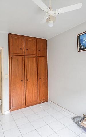 Casa à venda com 222m², 3 quartos e 3 vagas Casa à venda com 222m², 3 quartos e 3 vagasQuarto 1