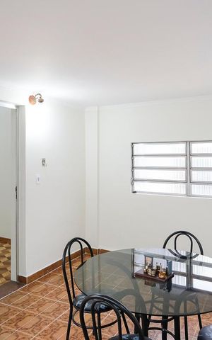 Casa à venda com 562m², 5 quartos e 5 vagasSala de entrada casa 1