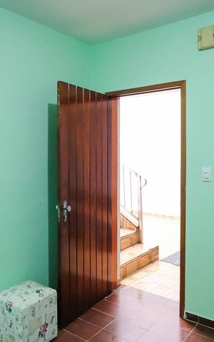 Casa à venda com 562m², 5 quartos e 5 vagasSala casa 2