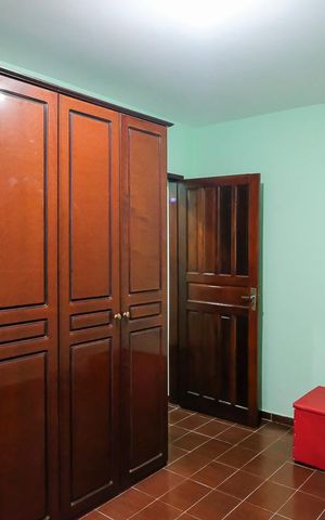Casa à venda com 562m², 5 quartos e 5 vagasQuarto casa 2
