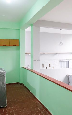Casa à venda com 562m², 5 quartos e 5 vagasÁrea de serviço casa 2