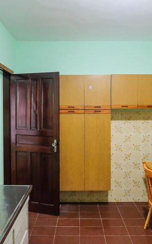 Casa à venda com 562m², 5 quartos e 5 vagasCozinha casa 2