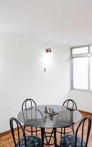 Casa à venda com 562m², 5 quartos e 5 vagasSala de entrada casa 1