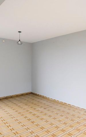 Casa à venda com 562m², 5 quartos e 5 vagasÁrea de serviço e quintal casa 2