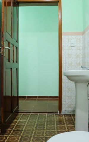 Casa à venda com 562m², 5 quartos e 5 vagasBanheiro casa 2
