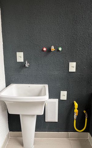 Studio à venda com 33m², 1 quarto e sem vaga Studio à venda com 33m², 1 quarto e sem vagaStudio