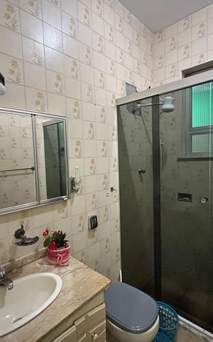 Casa à venda com 250m², 4 quartos e 5 vagasBanheiro