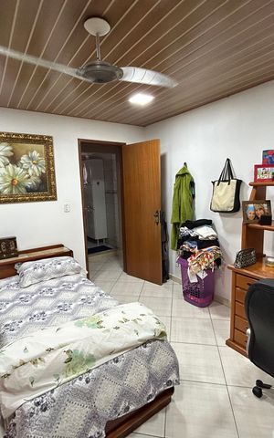 Casa à venda com 250m², 4 quartos e 5 vagasQuarto 2 casa 2