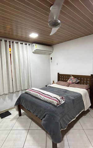 Casa à venda com 250m², 4 quartos e 5 vagasQuarto 1 casa 2