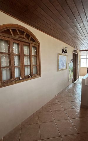 Casa à venda com 250m², 4 quartos e 5 vagasHall