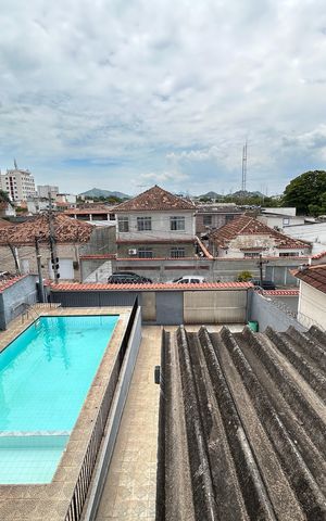 Casa à venda com 250m², 4 quartos e 5 vagasVista da varanda