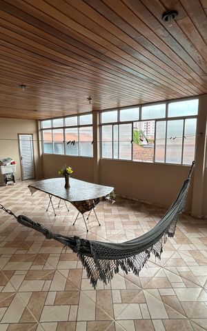 Casa à venda com 250m², 4 quartos e 5 vagasVaranda da casa 2