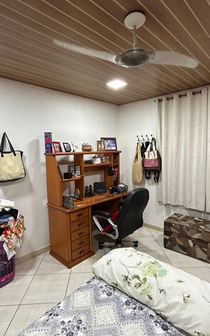 Casa à venda com 250m², 4 quartos e 5 vagasQuarto 2 casa 2