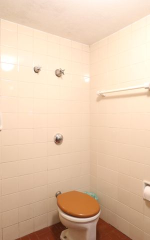 Casa à venda com 350m², 5 quartos e 10 vagasBanheiro Social
