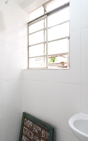 Casa à venda com 350m², 5 quartos e 10 vagasBanheiro da Suíte 2