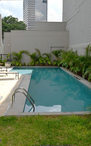Studio à venda com 27m², 1 quarto e sem vagaPiscina