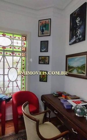 Casa à venda com 300m², 5 quartos e 4 vagas