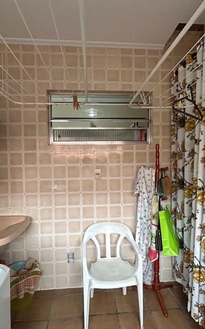 Casa para alugar com 400m², 4 quartos e 3 vagas Casa para alugar com 400m², 4 quartos e 3 vagasÁrea de Serviço