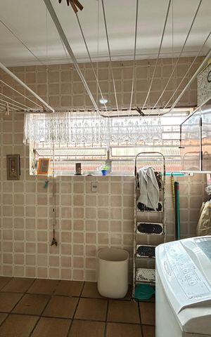 Casa para alugar com 400m², 4 quartos e 3 vagas Casa para alugar com 400m², 4 quartos e 3 vagasÁrea de Serviço