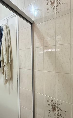Casa para alugar com 400m², 4 quartos e 3 vagas Casa para alugar com 400m², 4 quartos e 3 vagasBanheiro