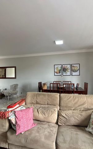 Casa para alugar com 400m², 4 quartos e 3 vagas Casa para alugar com 400m², 4 quartos e 3 vagasSala