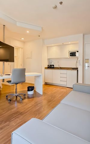 Studio à venda com 33m², 1 quarto e 1 vaga Studio à venda com 33m², 1 quarto e 1 vagaSala