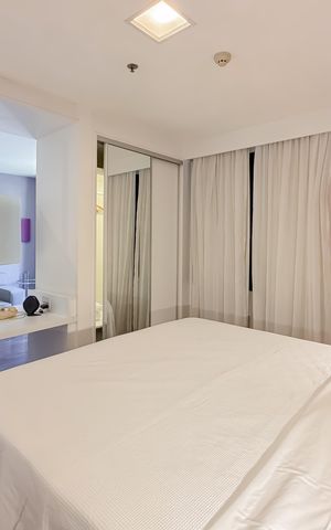 Studio à venda com 33m², 1 quarto e 1 vaga Studio à venda com 33m², 1 quarto e 1 vagaQuarto