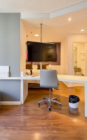 Studio à venda com 33m², 1 quarto e 1 vaga Studio à venda com 33m², 1 quarto e 1 vagaSala