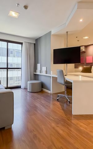 Studio à venda com 33m², 1 quarto e 1 vaga Studio à venda com 33m², 1 quarto e 1 vagaSala