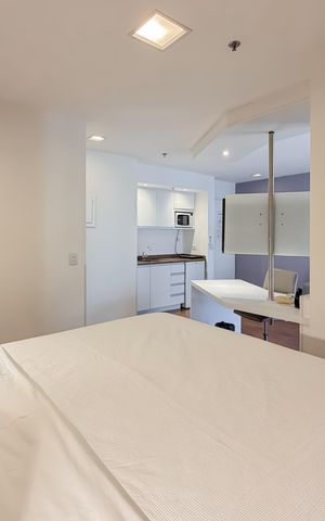 Studio à venda com 33m², 1 quarto e 1 vaga Studio à venda com 33m², 1 quarto e 1 vagaQuarto
