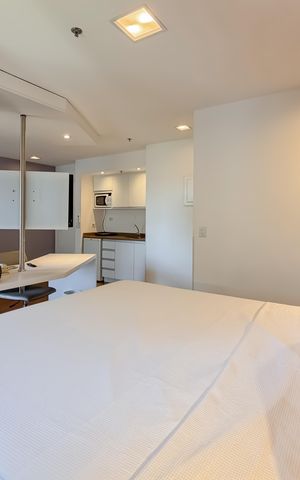 Studio à venda com 33m², 1 quarto e 1 vaga Studio à venda com 33m², 1 quarto e 1 vagaQuarto