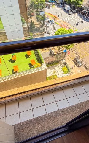 Studio à venda com 33m², 1 quarto e 1 vaga Studio à venda com 33m², 1 quarto e 1 vagaSacada